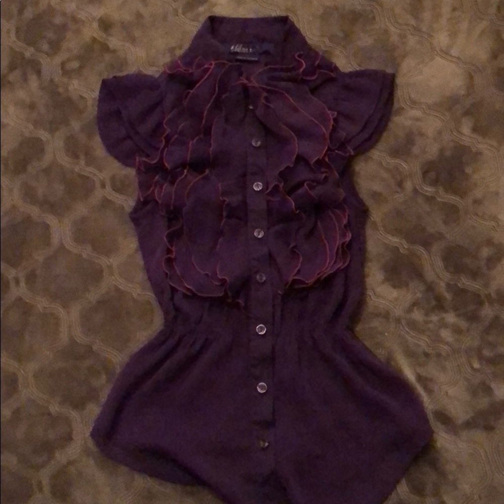 purple blouse